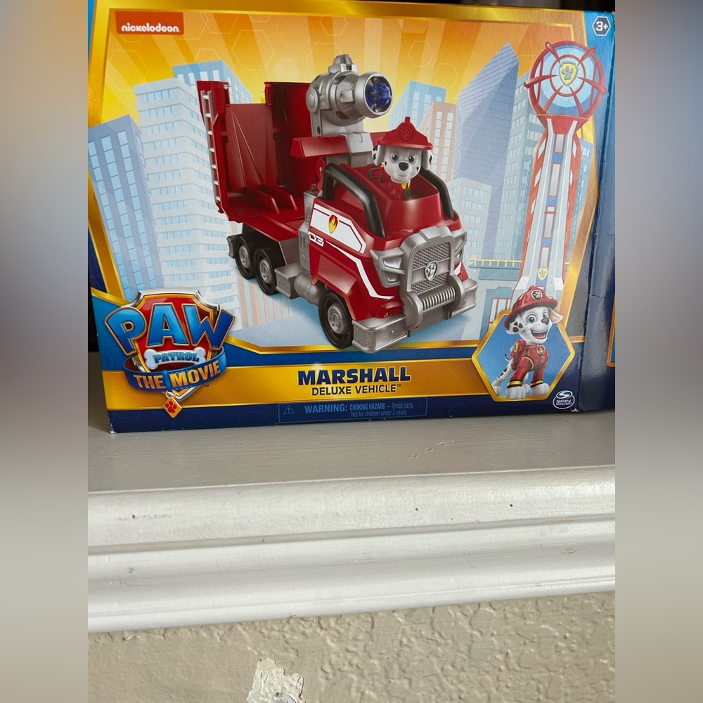 Paw Patrol Marshall’s Deluxe Movie Transforming Fire Truck Toy